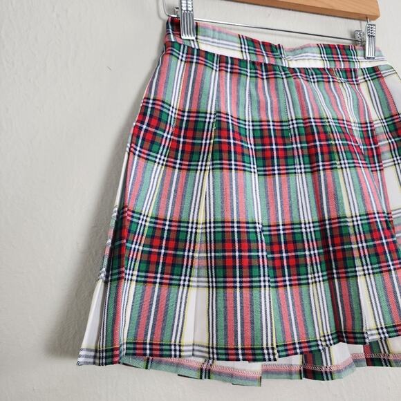 NEW Aerie White Red Green Plaid Pleated Mini Skirt Small - Picture 5 of 8